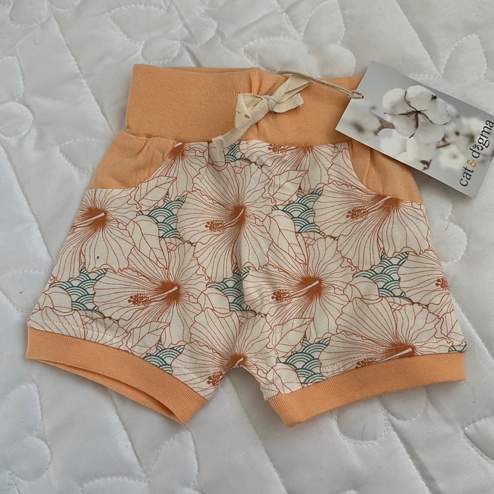 NWT Cat & Dogma Organic Cotton Shorts 3-6 Months